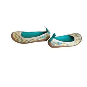 Chooze Shoes *Twirl Unwind* Flats Girls 2 Slip On